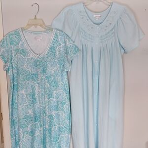 Miss Elaine Aqua Paisley Nightgown Set